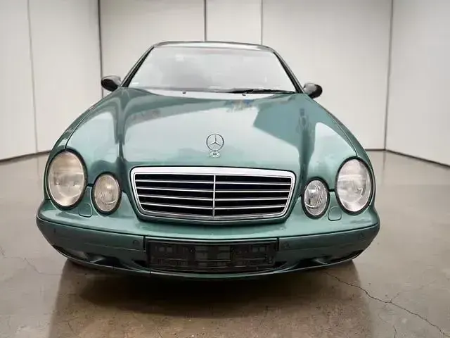 Gebraucht Mercedes CLK430 Avantgarde 279 PS (205 kW) 1998 Grün Coupé