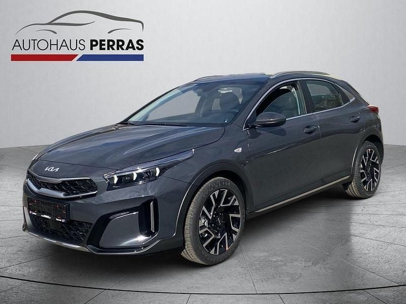 Neu Kia XCeed 150 PS (110 kW) 2026 Pentametal met SUV