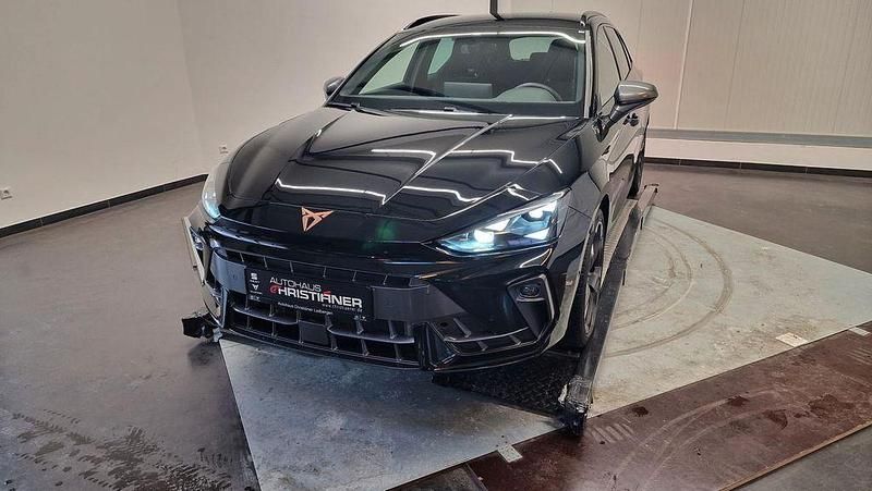 Usata Cupra Leon 150 CV (110 kW) 2025 Nero Berlina