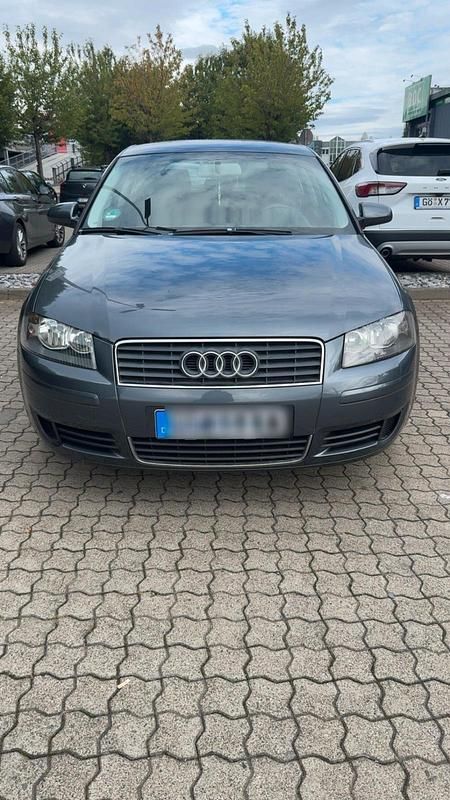 Grau Gebraucht 2003 Audi A3 Ambiente Kleinwagen | 3.000 € (Teuer) - Bild 1/4