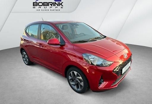Gebraucht Hyundai i10 Trend 63 PS (46 kW) 2025 Rot Kleinwagen