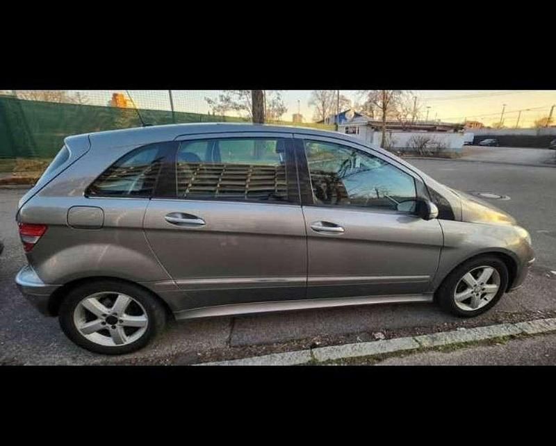 Gebraucht Mercedes B180 109 PS (80 kW) 2007 Van / Kleinbus