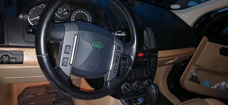 Schwarz Gebraucht 2008 Land Rover Freelander 2 SUV | 8.000 € (Teuer) - Bild 1/4