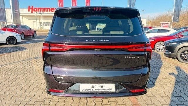 Gebraucht DFSK Forthing 9 245 PS (180 kW) 2025 Schwarz Van / Kleinbus