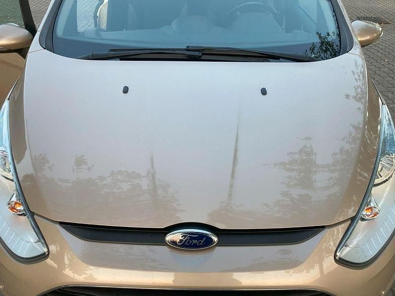 Beige Gebraucht 2017 Ford B-MAX Colourline Van / Kleinbus | 5.600 € (Guter Preis) - Bild 1/4