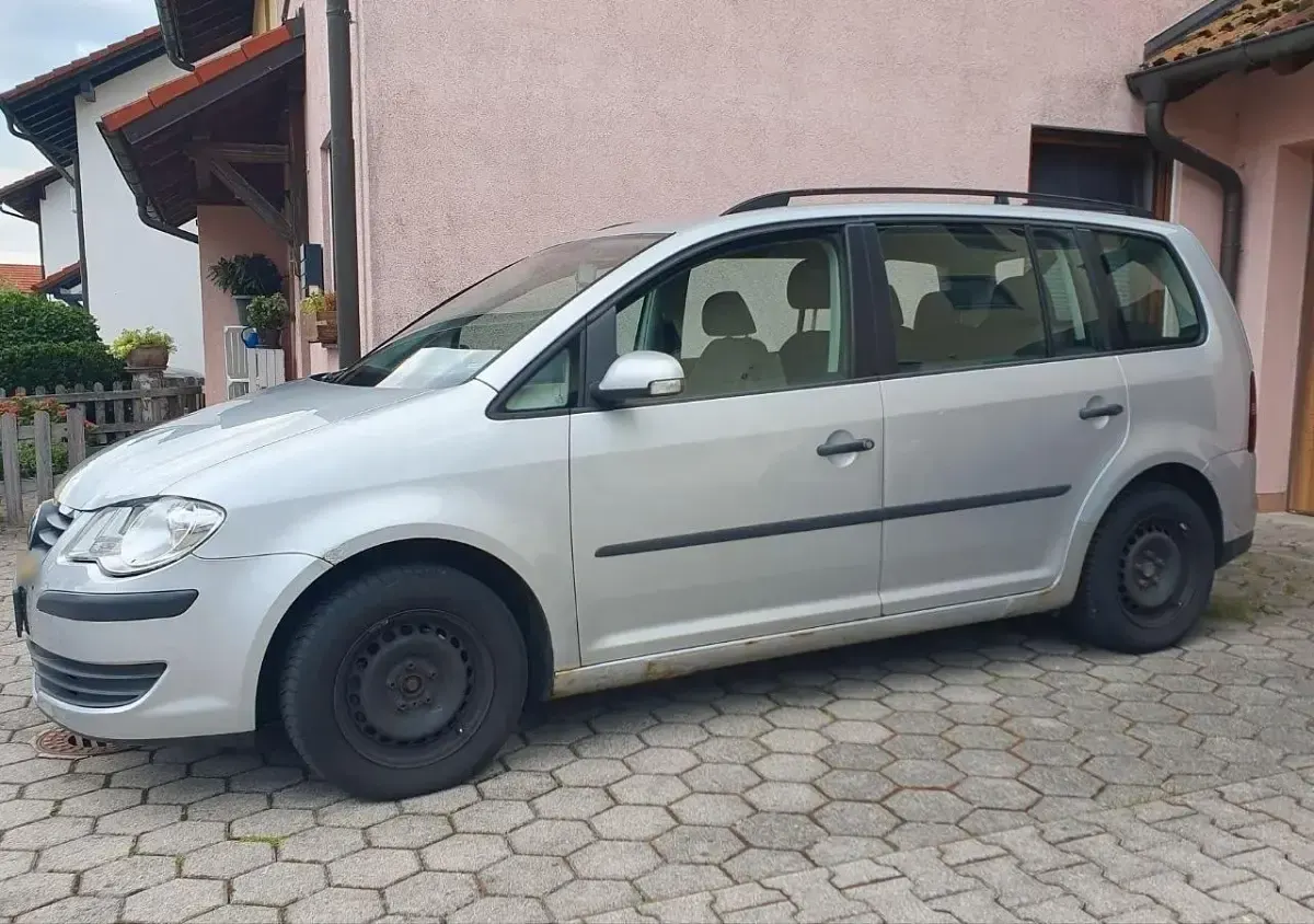 Gebraucht VW Touran 105 PS (77 kW) 2007 Van / Kleinbus
