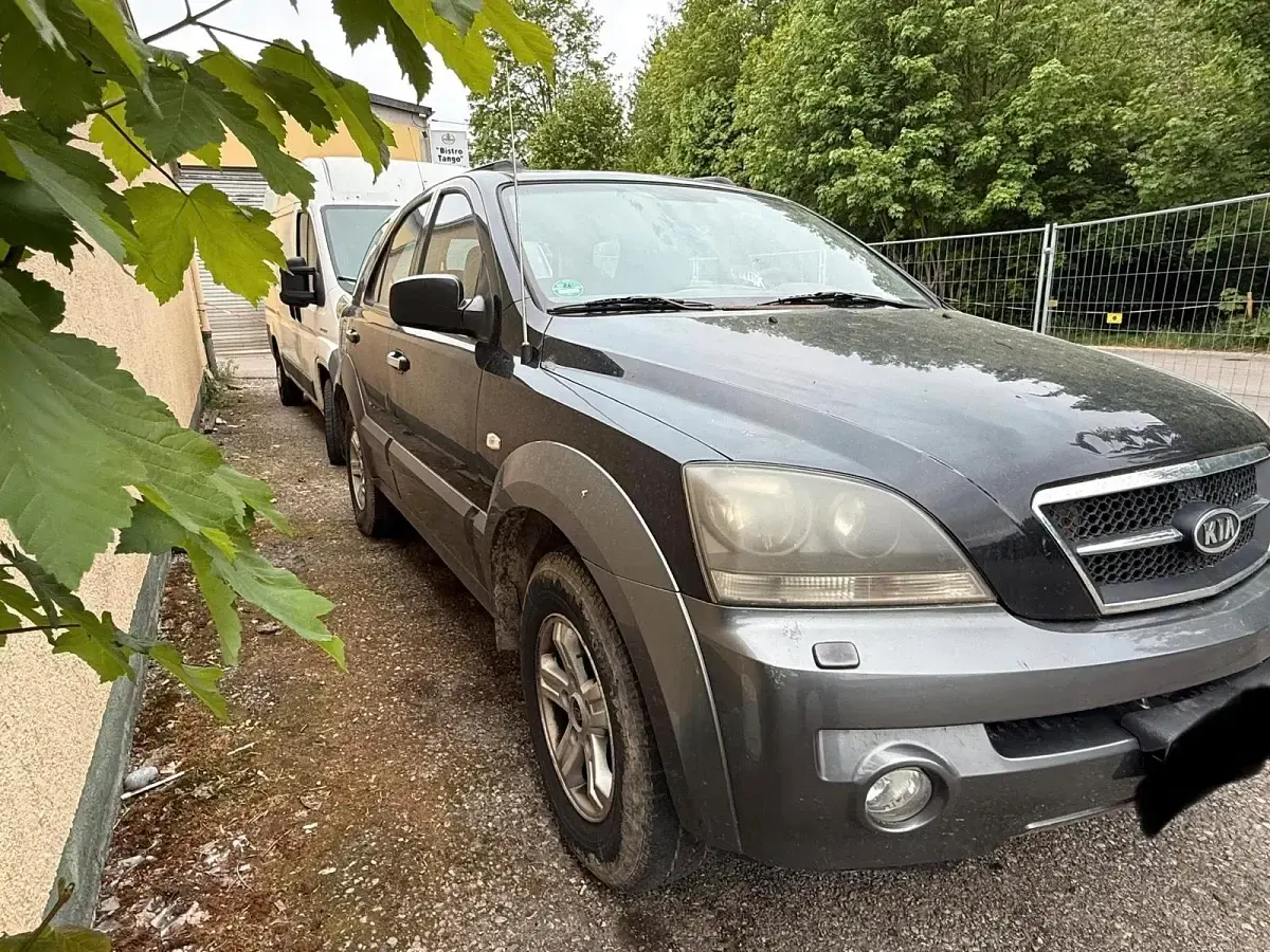 Gebraucht Kia Sorento 140 PS (102 kW) 2005 Schwarz SUV