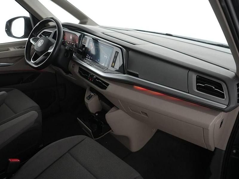 Gebraucht VW Multivan Life 150 PS (110 kW) 2024 Graukeine angabe Van