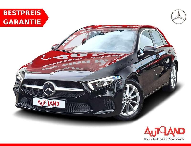 Schwarz Gebraucht 2019 Mercedes A140 Progressive Limousine | 20.990 € (Fairer Preis) - Bild 1/4