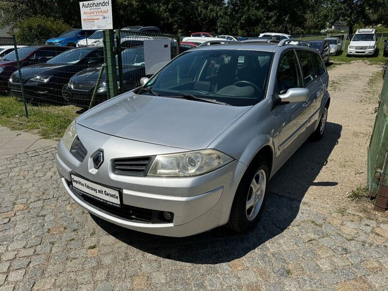 Gebraucht Renault Mégane II Authentique 111 PS (81 kW) 2007 Grau Limousine