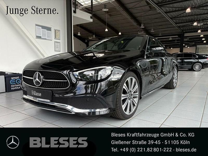 Schwarz Gebraucht 2021 Mercedes E200 Avantgarde Cabrio | 39.900 € (Teuer) - Bild 1/4