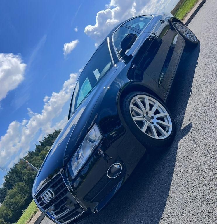 Schwarz Gebraucht 2011 Audi A5 Sportback Limousine | 11.500 € (Fairer Preis) - Bild 1/4