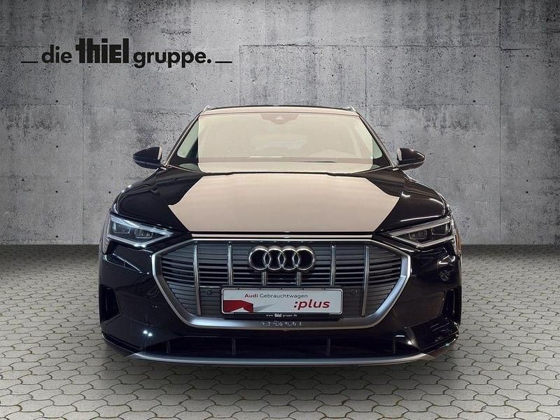 Gebraucht Audi e-tron Advanced 300 kW (408 PS) 2023 Schwarz SUV