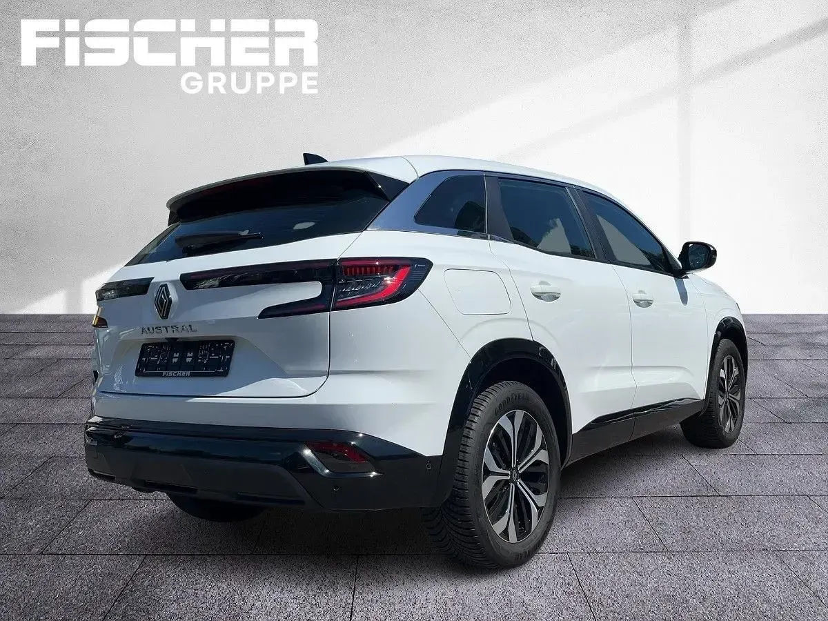 Gebraucht Renault Austral Evolution 158 PS (116 kW) 2024 Weiß SUV