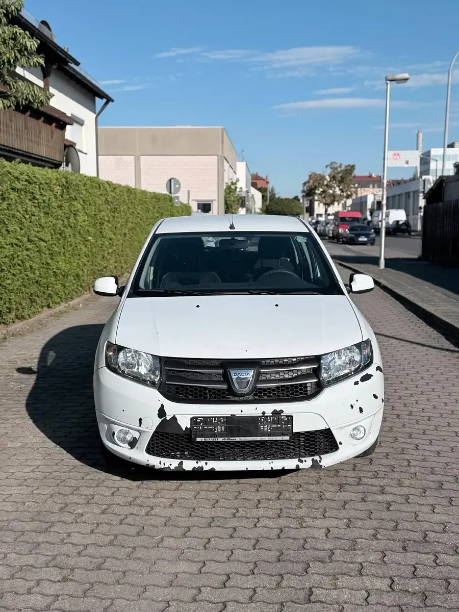 Gebraucht Dacia Sandero 90 PS (66 kW) 2016 Weiß Kleinwagen