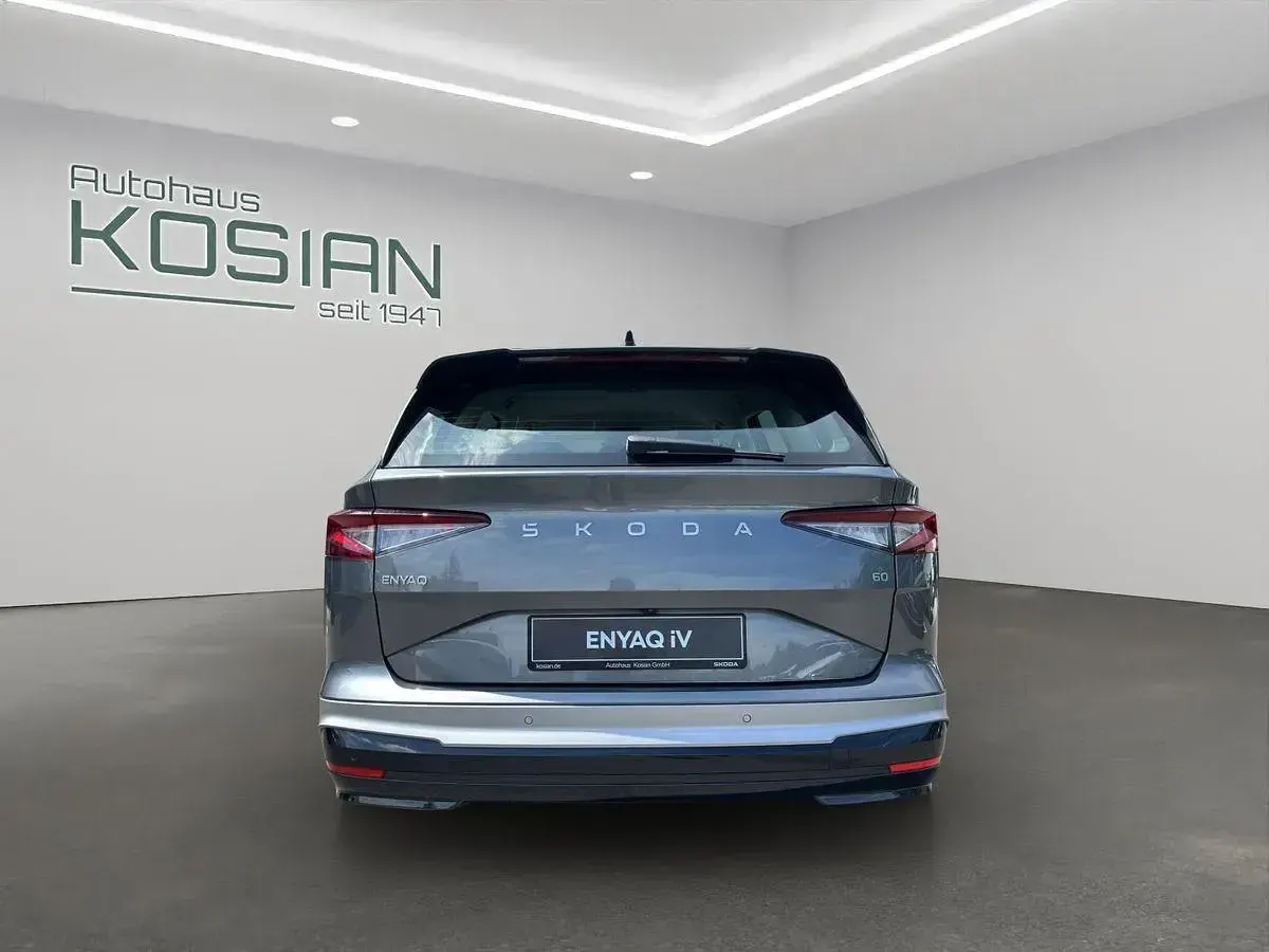 Neu Skoda Enyaq iV Essence 139 kW (190 PS) 2026 Graphitegrau SUV