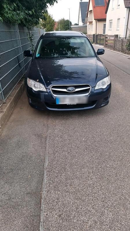 Blau Gebraucht 2007 Subaru Legacy Kombi | 2.200 € (Guter Preis) - Bild 1/4