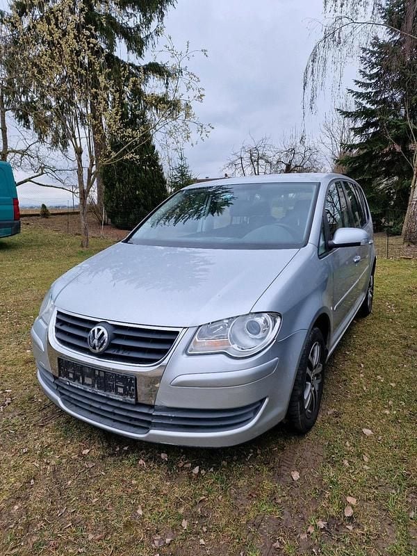 Gebraucht VW Touran 105 PS (77 kW) 2009 Grau Van / Kleinbus