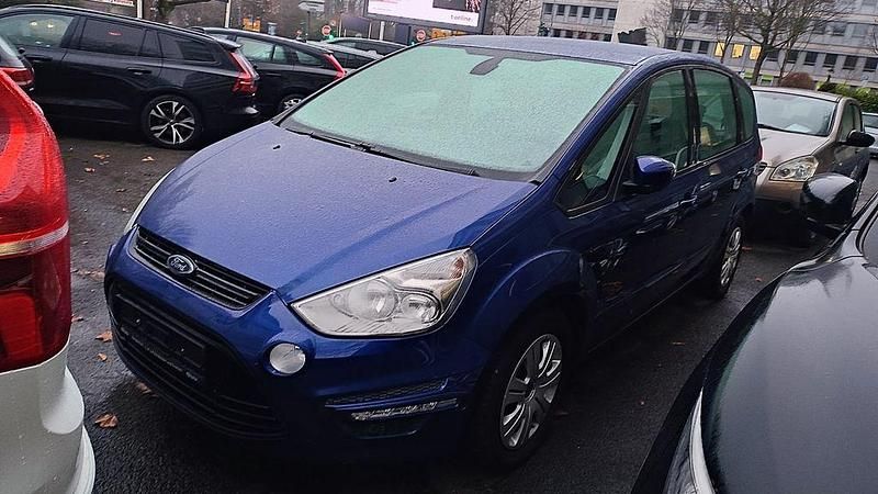 Gebraucht Ford S-MAX S 140 PS (102 kW) 2014 Blau Van / Kleinbus