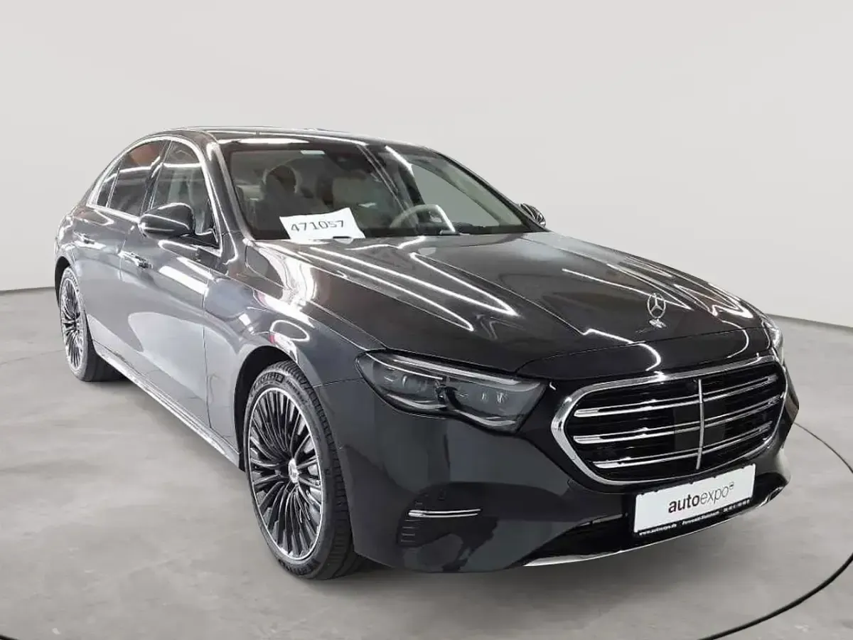 Gebraucht Mercedes E300 Premium Plus 197 PS (144 kW) 2024 Limousine