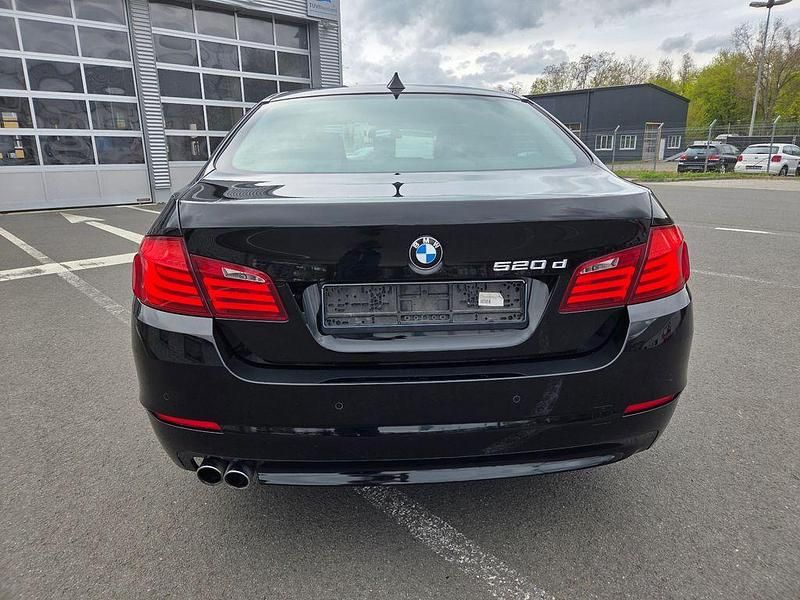 Gebraucht BMW 520 184 PS (135 kW) 2012 Schwarz Limousine