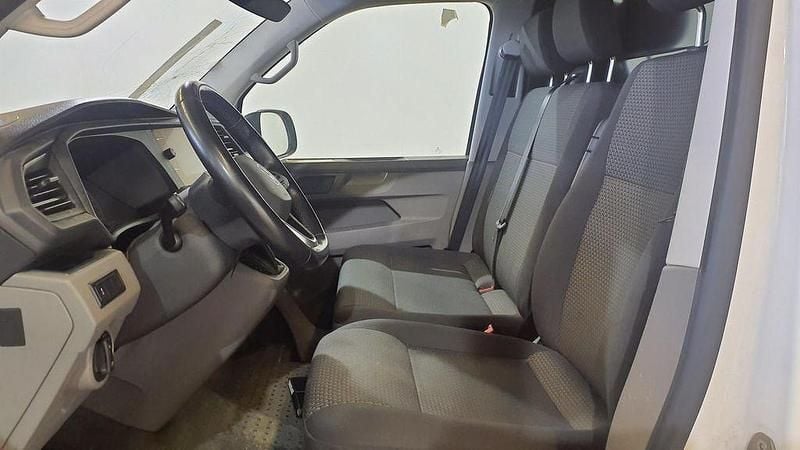Używany VW Transporter 150 KM (110 kW) 2022 Biały Van