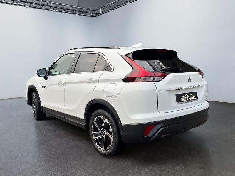 Gebraucht Mitsubishi Eclipse Cross Basis 188 PS (138 kW) 2022 Andenweiss (s) SUV