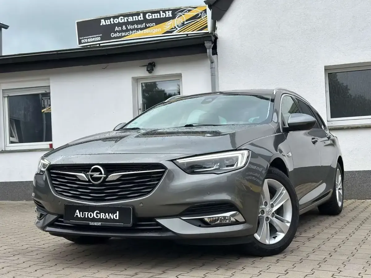 Gebraucht Opel Insignia Dynamic 170 PS (125 kW) 2018 Grau Kombi