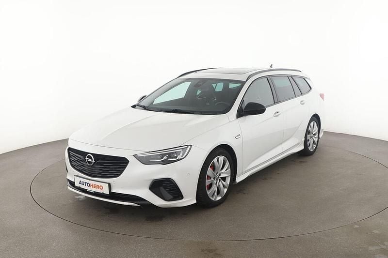 Weiß Gebraucht 2020 Opel Insignia Kombi | 23.370 € (Fairer Preis) - Bild 1/3