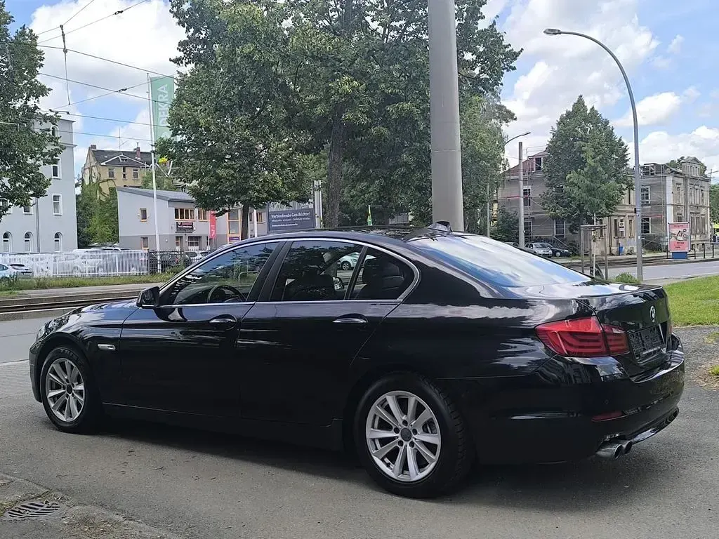 Gebraucht BMW 530 Comfort Edition 258 PS (189 kW) 2012 Schwarz Limousine