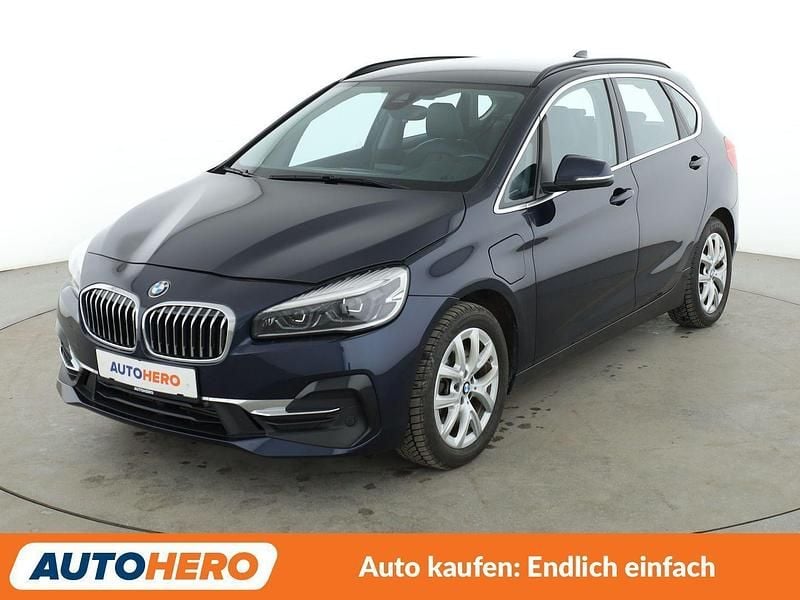 Blau Gebraucht 2019 BMW 225 Active Tourer Luxury Line Van / Kleinbus | 14.450 € (Guter Preis) - Bild 1/3