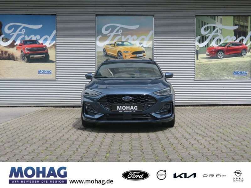 Blau Gebraucht 2023 Ford Focus ST-Line Kombi | 23.490 € (Superpreis) - Bild 1/4