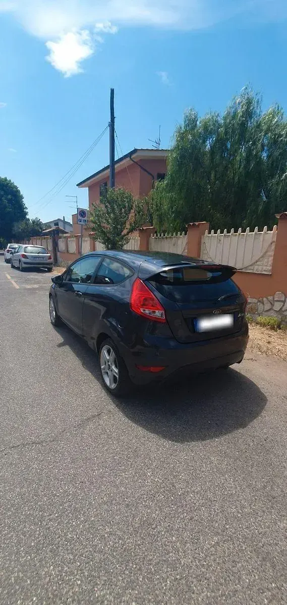 Gebraucht Ford Fiesta Sport 100 PS (73 kW) 2010 Grau Limousine