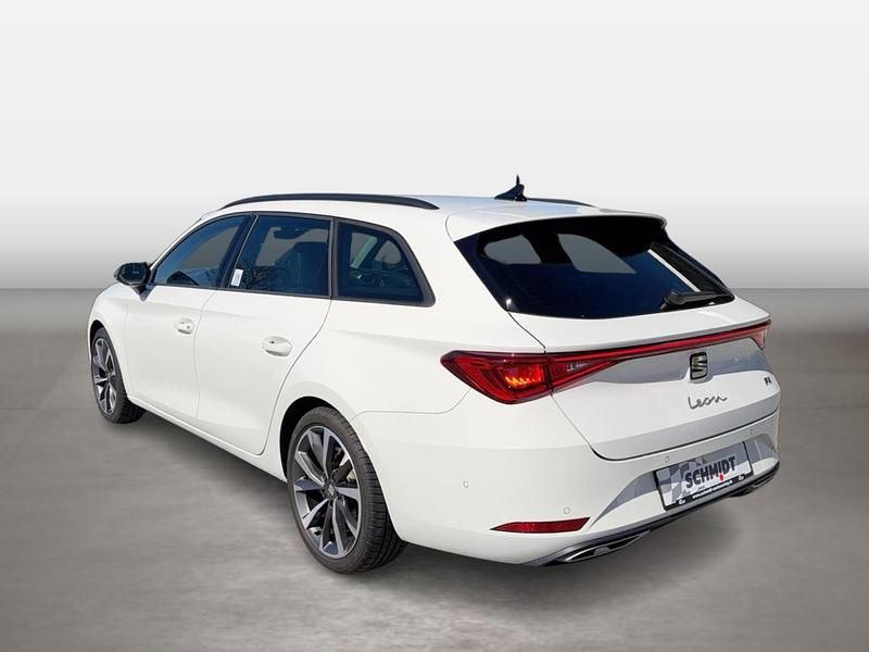Gebraucht Seat Leon FR 150 PS (110 kW) 2022 Weiß Limousine