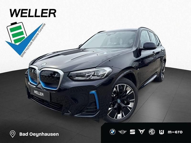 Carbonschwarz (schwarz) Gebraucht 2024 BMW iX3 M Sport SUV | 50.750 € (Superpreis) - Bild 1/3
