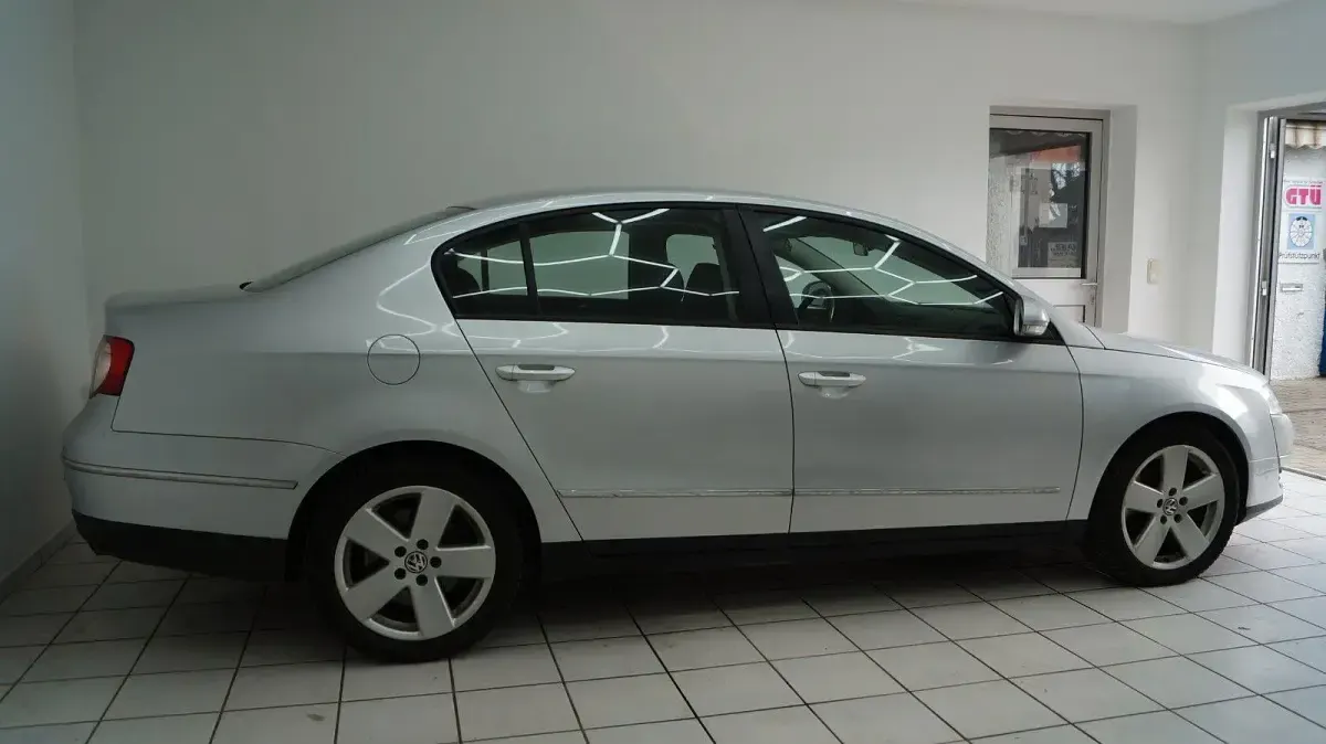 Gebraucht VW Passat Sportline 250 PS (183 kW) 2010 Silber Limousine