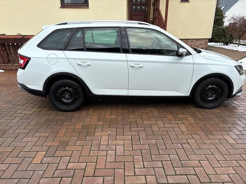 Gebraucht Skoda Fabia Style 110 PS (80 kW) 2016 Weiß Kombi