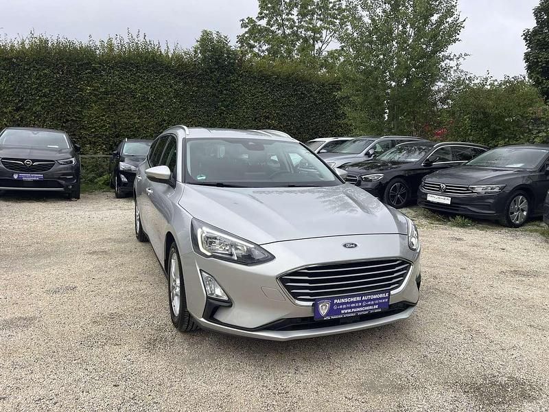 Polarsilber metallic Gebraucht 2020 Ford Focus Cool & Connect Kombi | 12.699 € (Guter Preis) - Bild 1/4