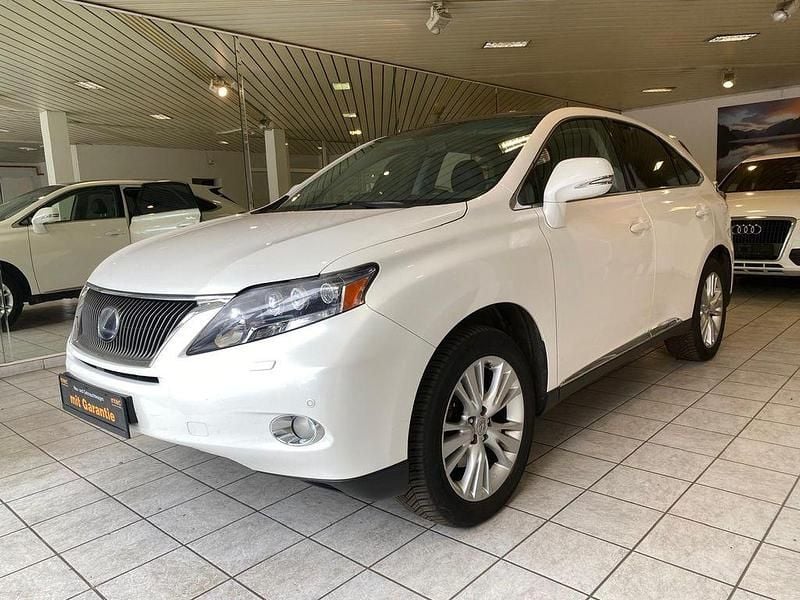Weiß Gebraucht 2010 Lexus RX450h SUV | 12.950 € (Fairer Preis) - Bild 1/4