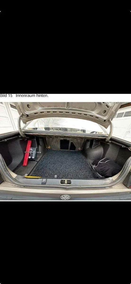 Używany VW Jetta 69 KM (50 kW) 1989 Żółty Sedan/Limuzyna