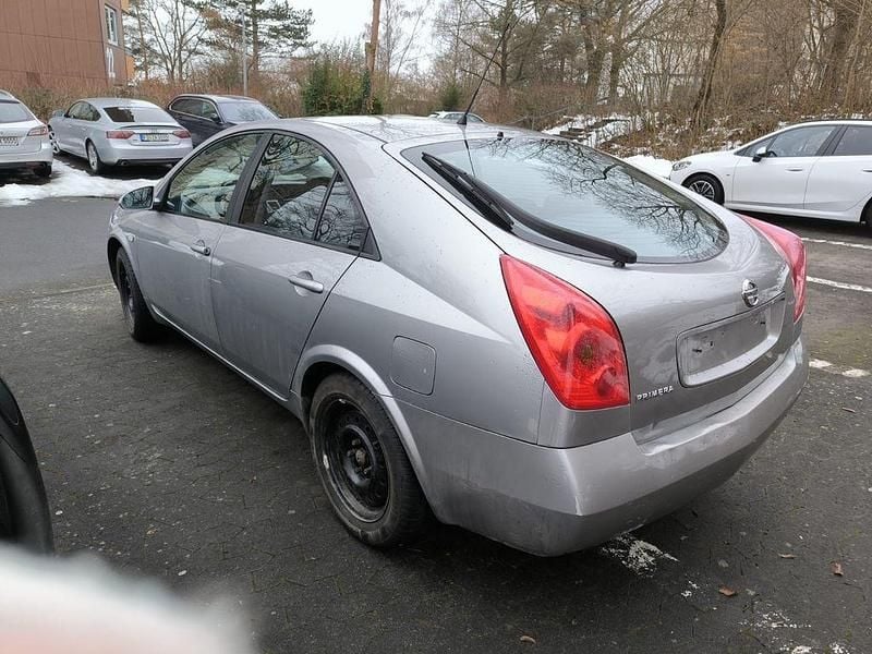 Gebraucht Nissan Primera Acenta 116 PS (85 kW) 2004 Silber Limousine