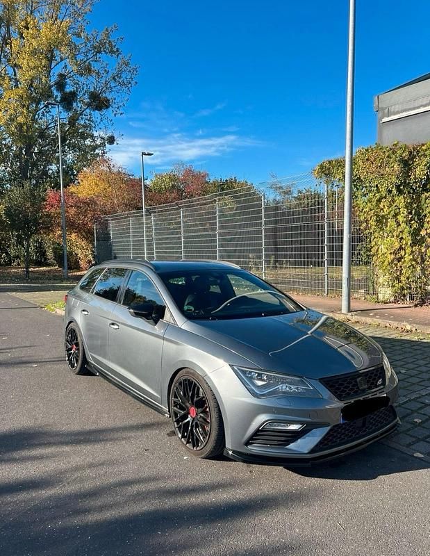Gebraucht Seat Leon ST 4Drive 300 PS (220 kW) 2017 Grau Kombi