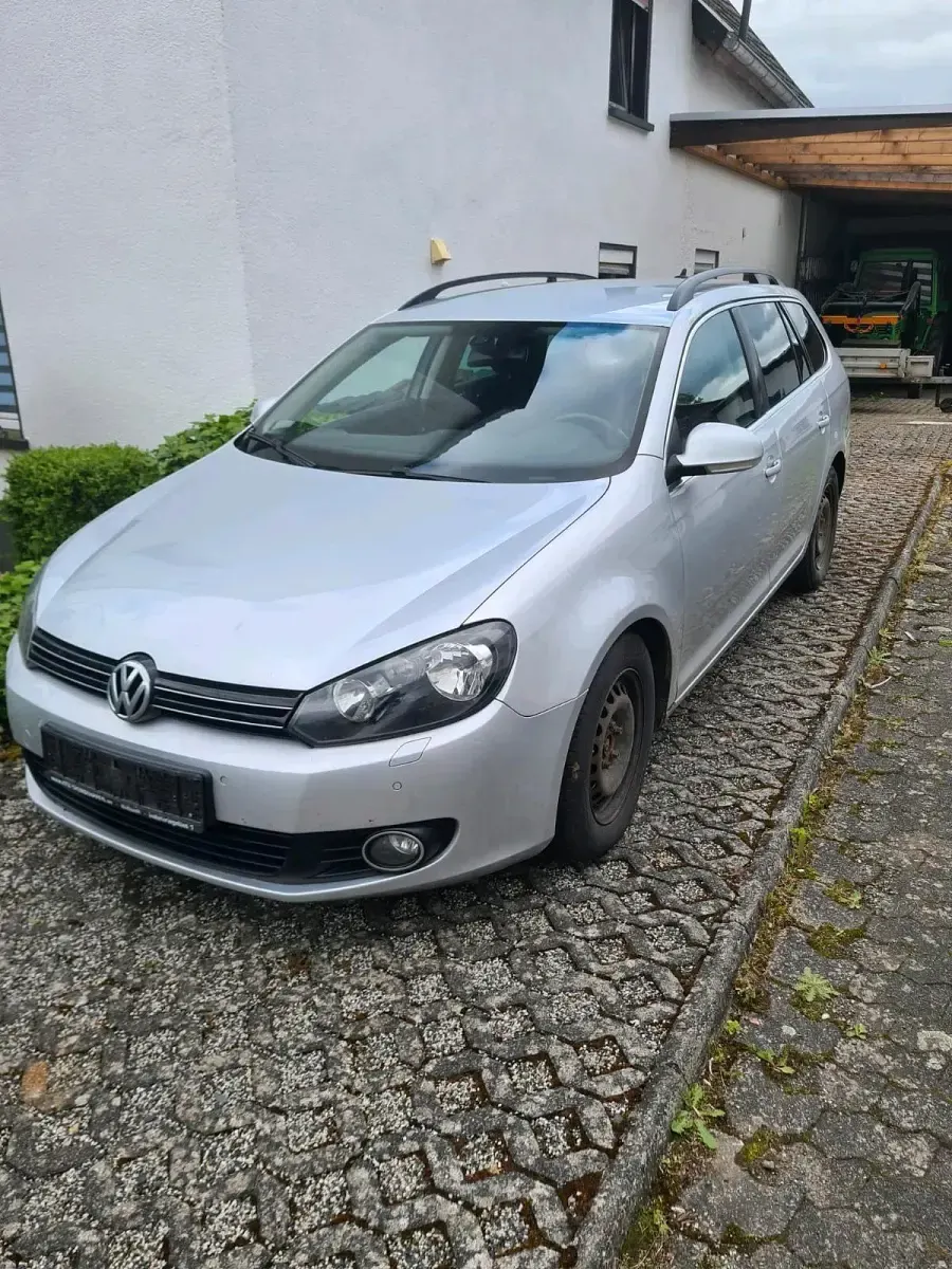 Brugt VW Golf VI 105 HK (77 kW) 2011 Hatchback