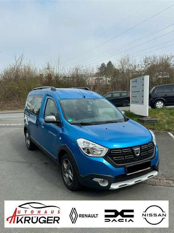 Blau Gebraucht 2019 Dacia Dokker Stepway Van | 12.290 € (Fairer Preis) - Bild 1/4