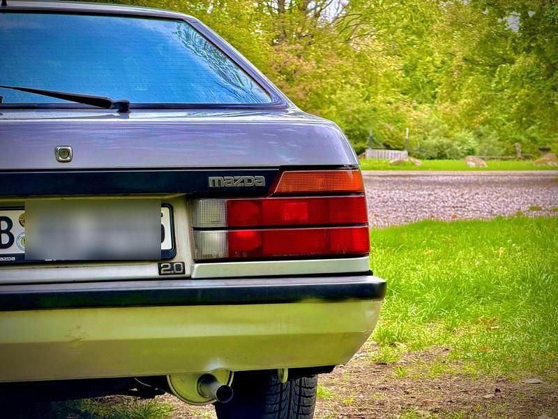 Gebraucht Mazda 626 101 PS (74 kW) 1984 Silber Limousine