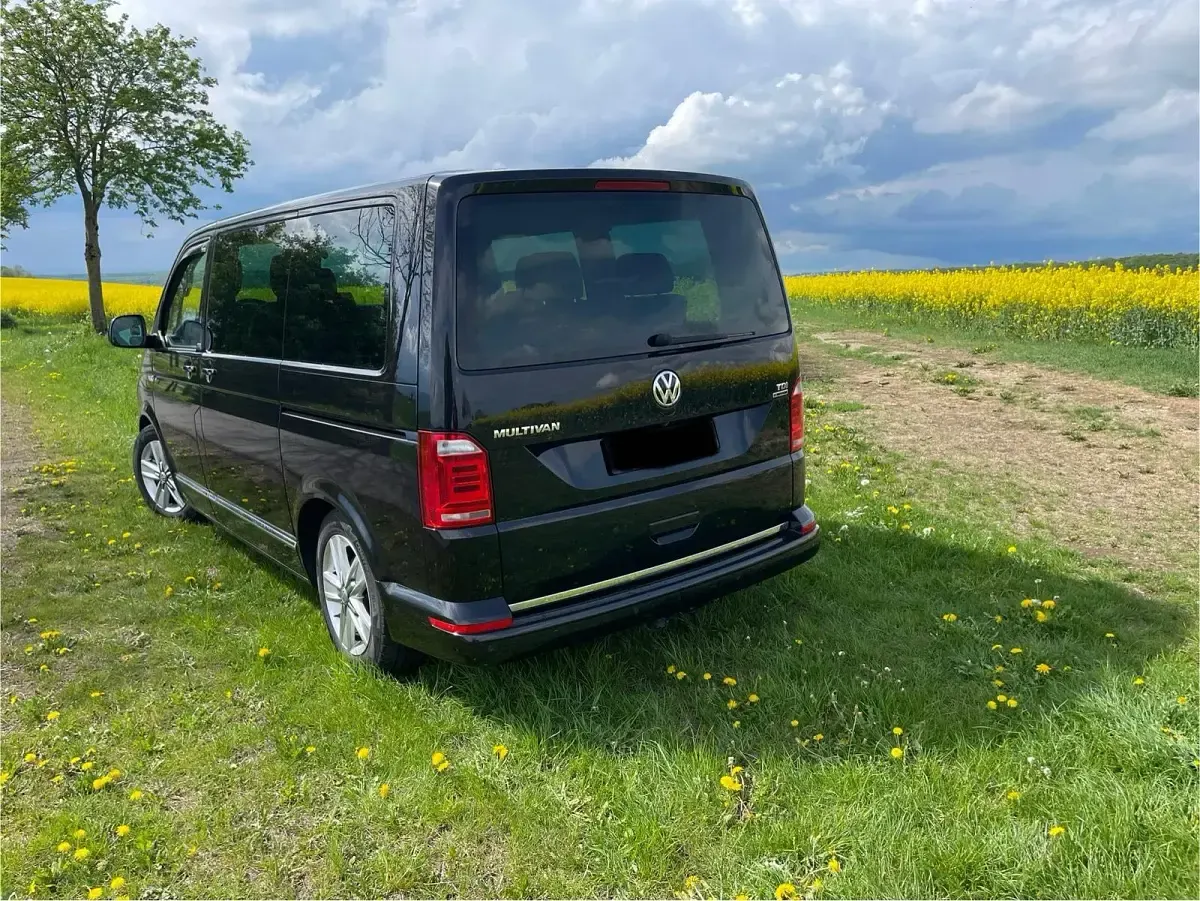 Używany VW T6 150 KM (110 kW) 2016 Czarny Van