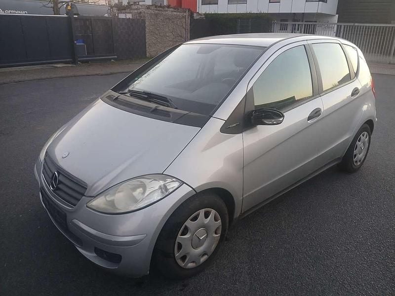 Gebraucht Mercedes A160 Avantgarde 82 PS (60 kW) 2005 Grau Limousine