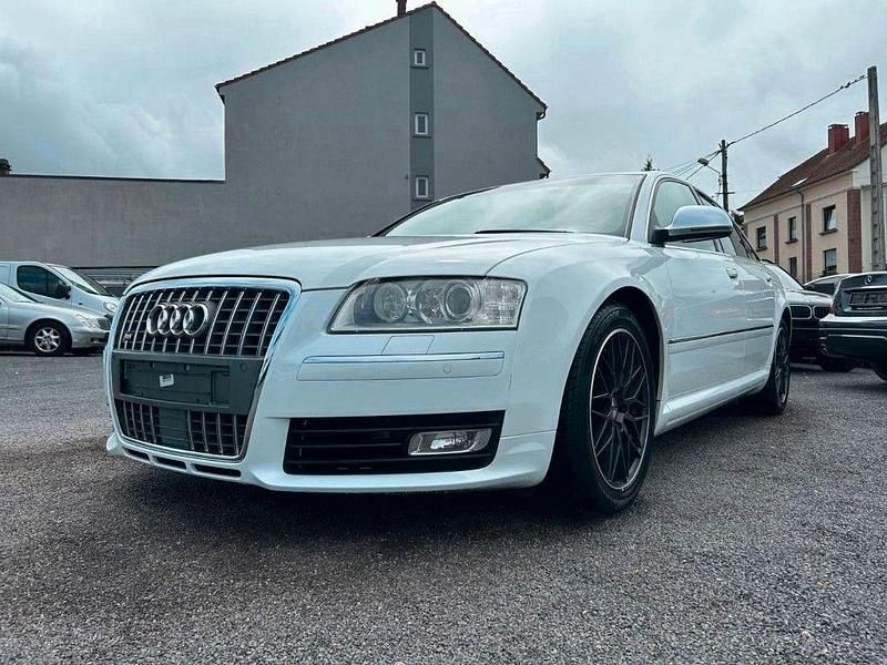 Weiß Gebraucht 2009 Audi S8 Sport Limousine | 15.990 € (Fairer Preis) - Bild 1/4