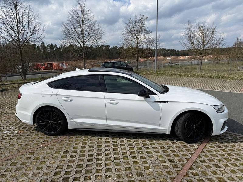Gebraucht Audi A5 Sport 190 PS (139 kW) 2019 Weiß Coupé
