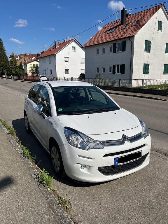 Weiß Gebraucht 2013 Citroën C3 Exclusive Kleinwagen | 4.250 € (Guter Preis) - Bild 1/4